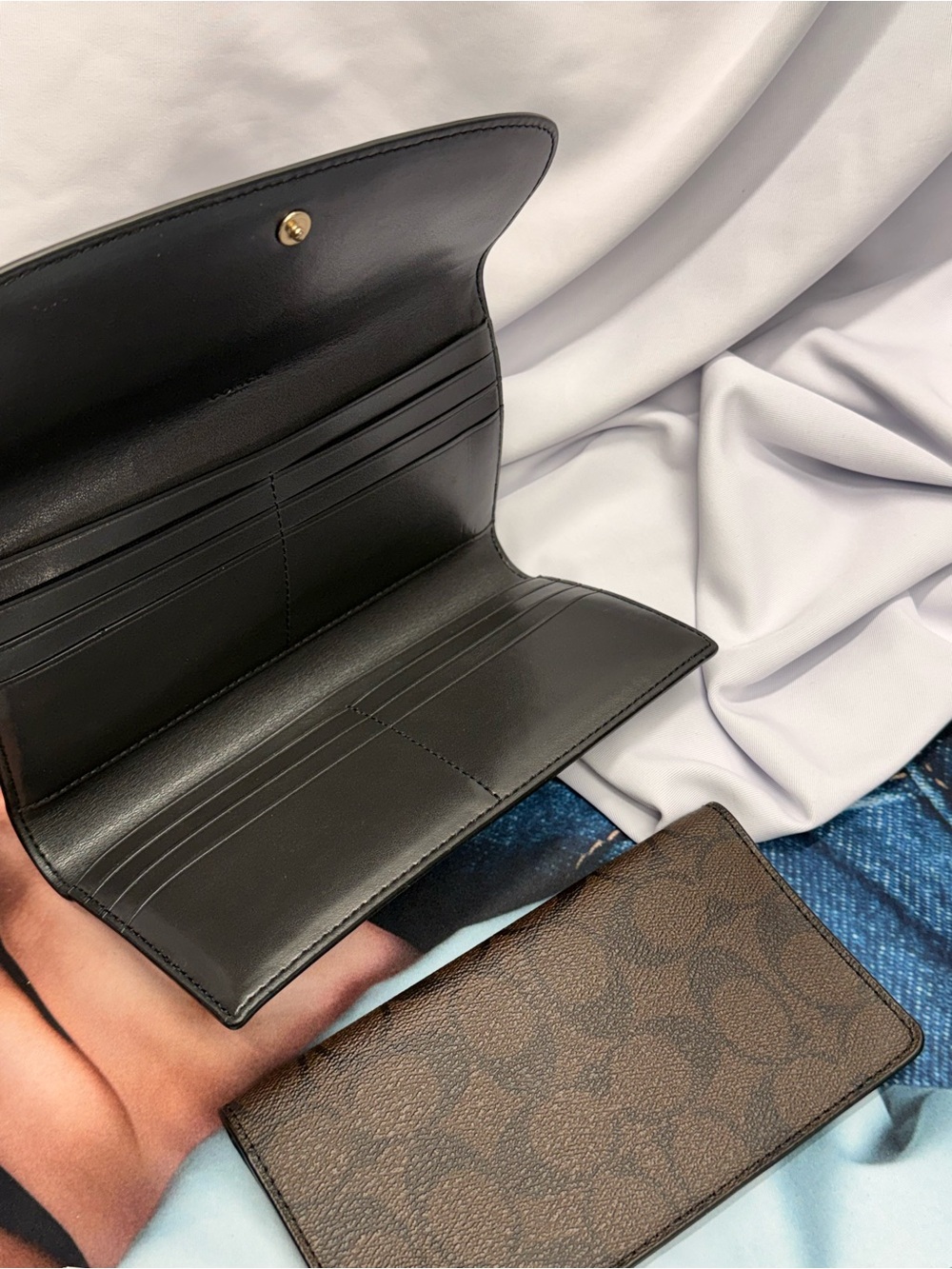 (new+tag) Coach Black Leather & Brown Signature Bifold Wallet + Checkbook Insert - Picture 11 of 11